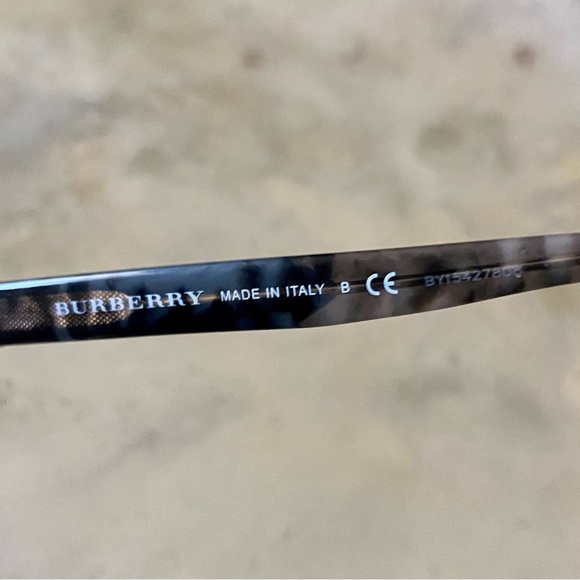 NIB Women’s Burberry Eyeglass Frames B2252 52-16-140 - Picture 6 of 8